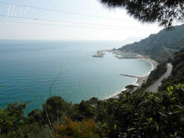 Itálie – Alassio 415H 1