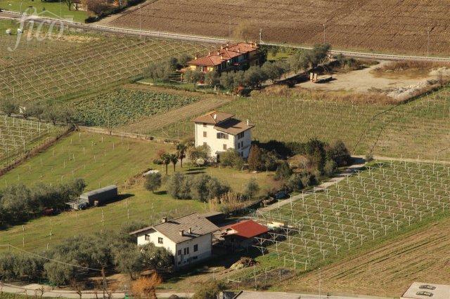 Itálie - Lago di Garda 415 H 3