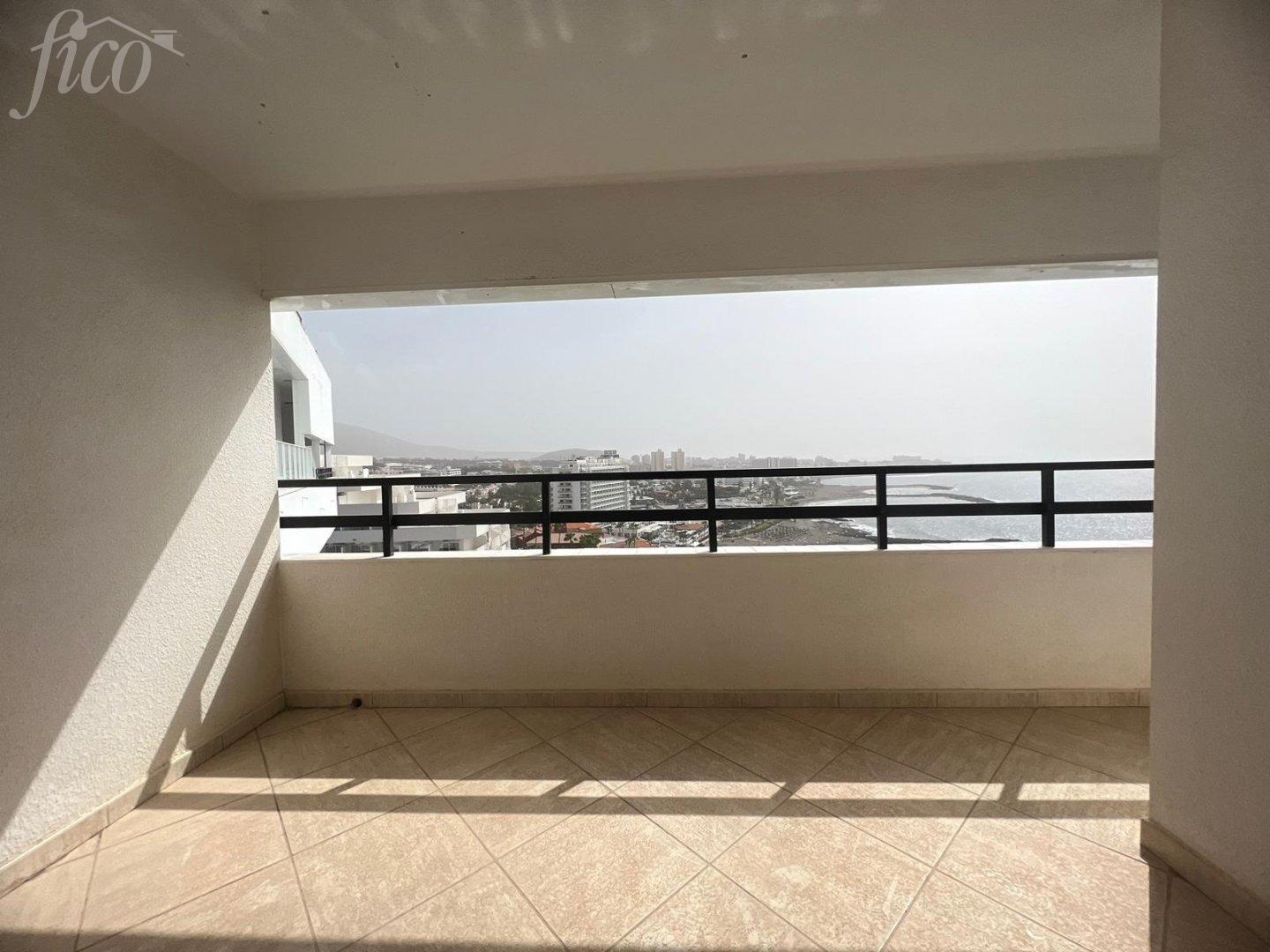 Tenerife - Costa Adeje - San Eugenio Bajo 2