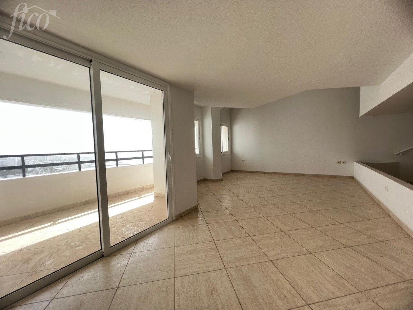 Tenerife - Costa Adeje - San Eugenio Bajo 3