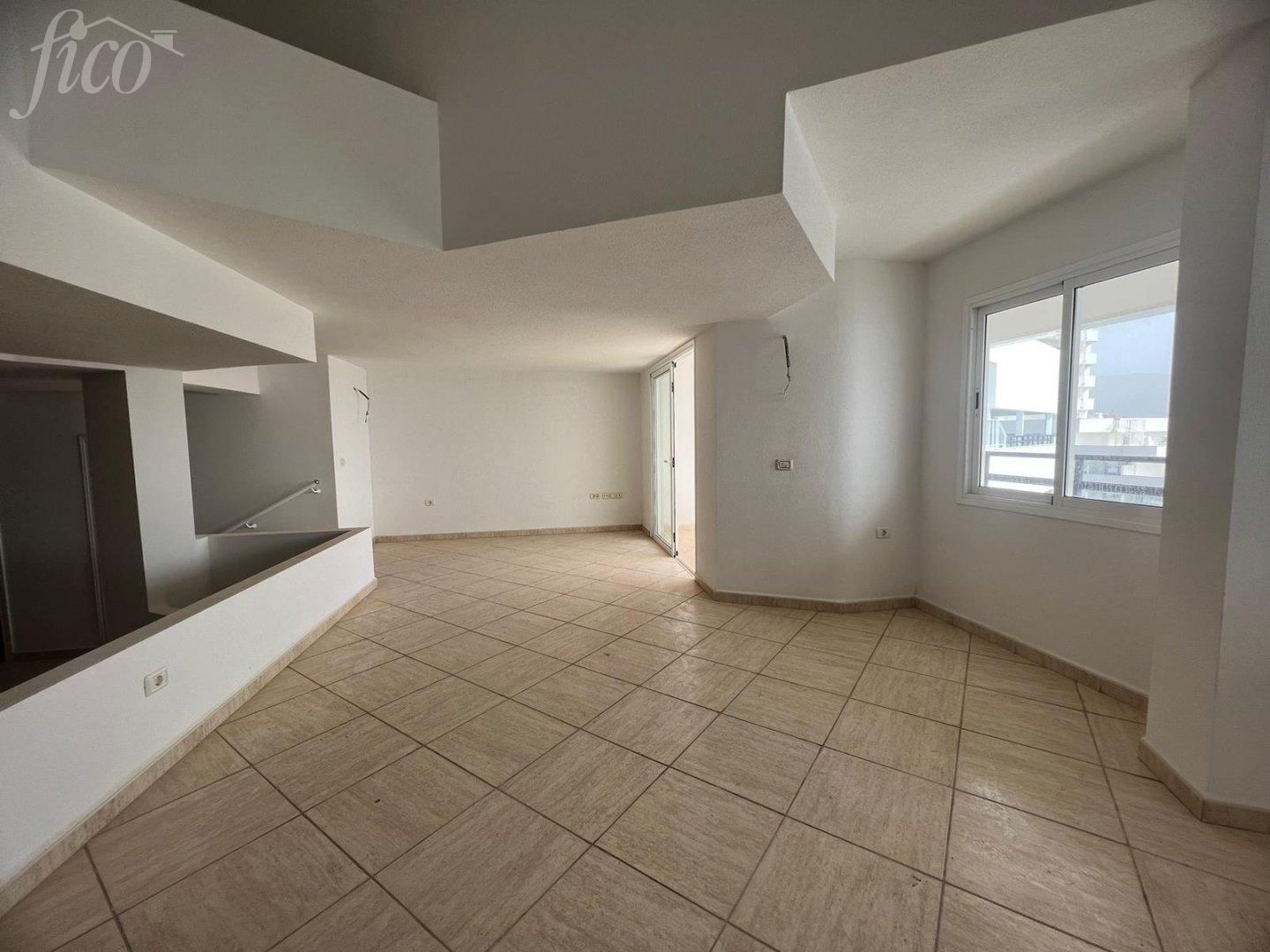 Tenerife - Costa Adeje - San Eugenio Bajo 9