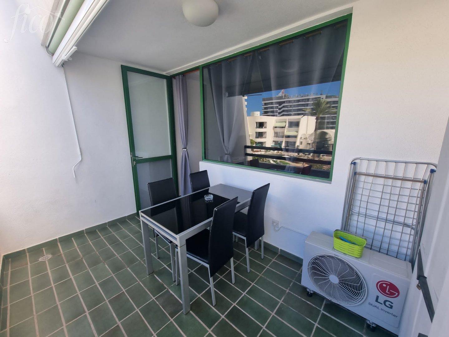 Tenerife - Playa las America 6