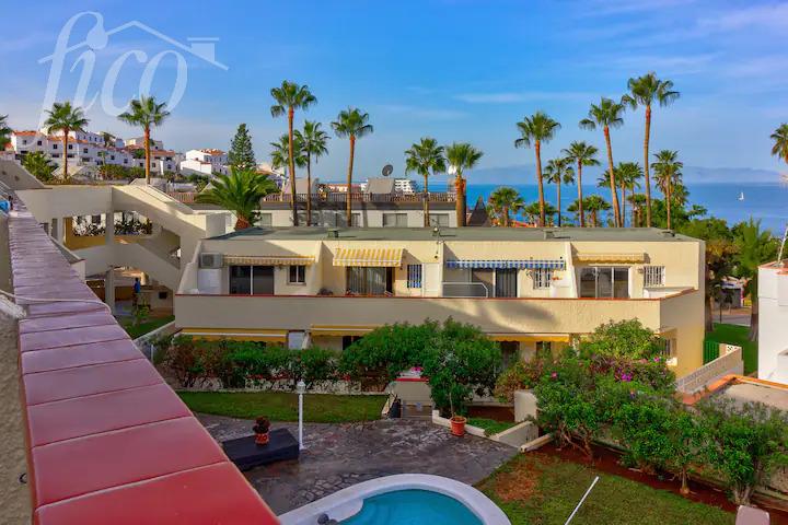 Apartmán s bazénem, parkování a výhledem na oceán a se 2 ložnicemi 6