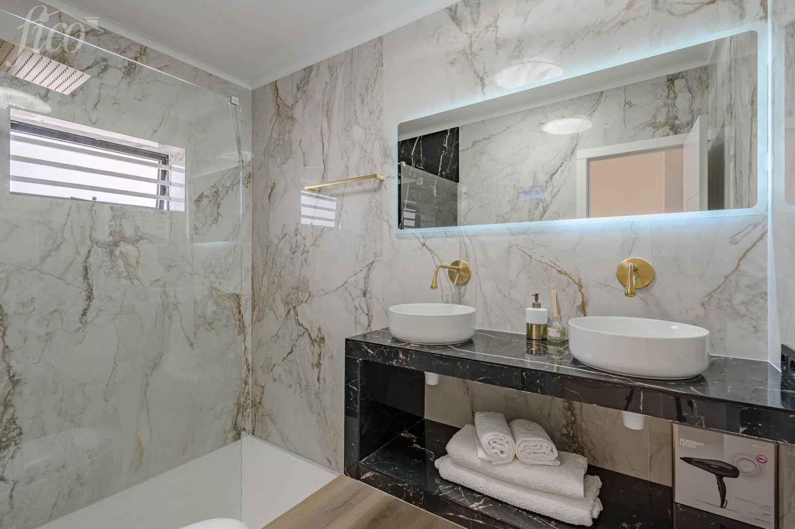 Tenerife - San Eugenio Alto 7