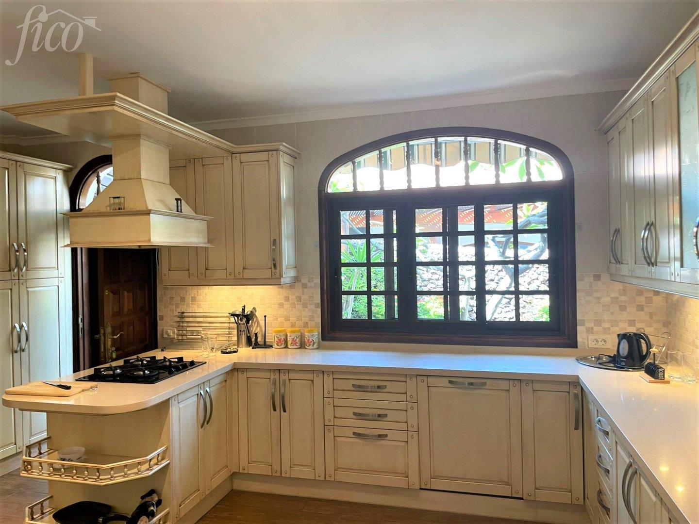 Tenerife - San Eugenio Alto 6