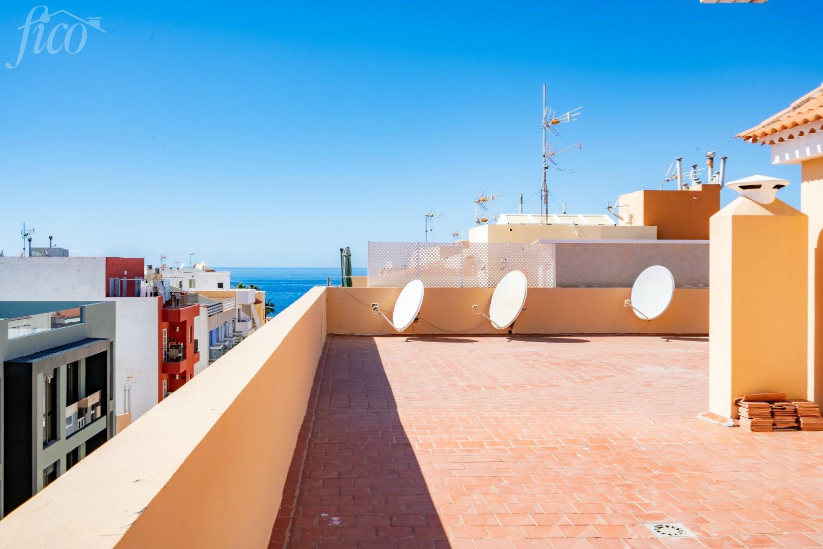 Tenerife - Playa San Juan 3