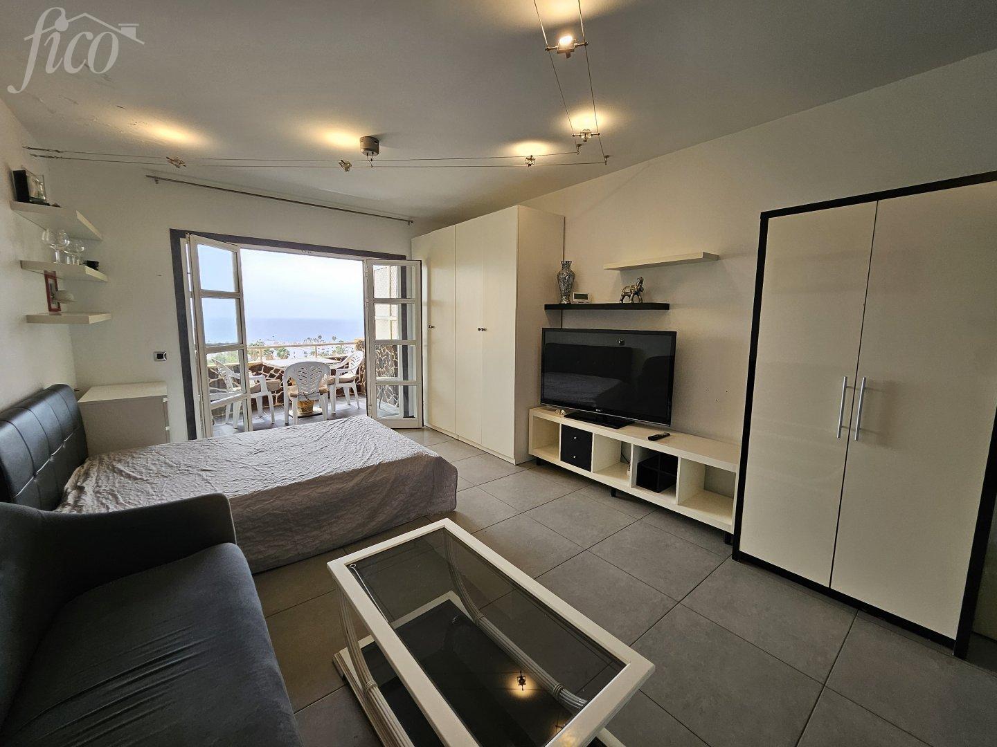 Tenerife - Costa Adeje, Torviscas Bajo 1