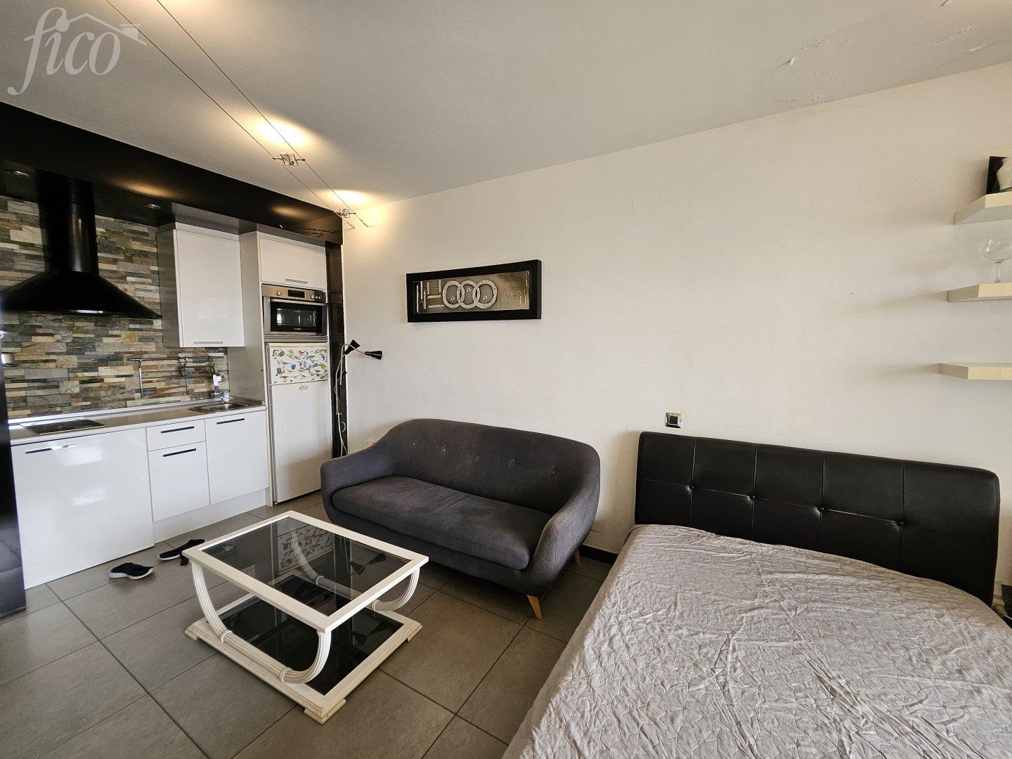 Tenerife - Costa Adeje, Torviscas Bajo 3