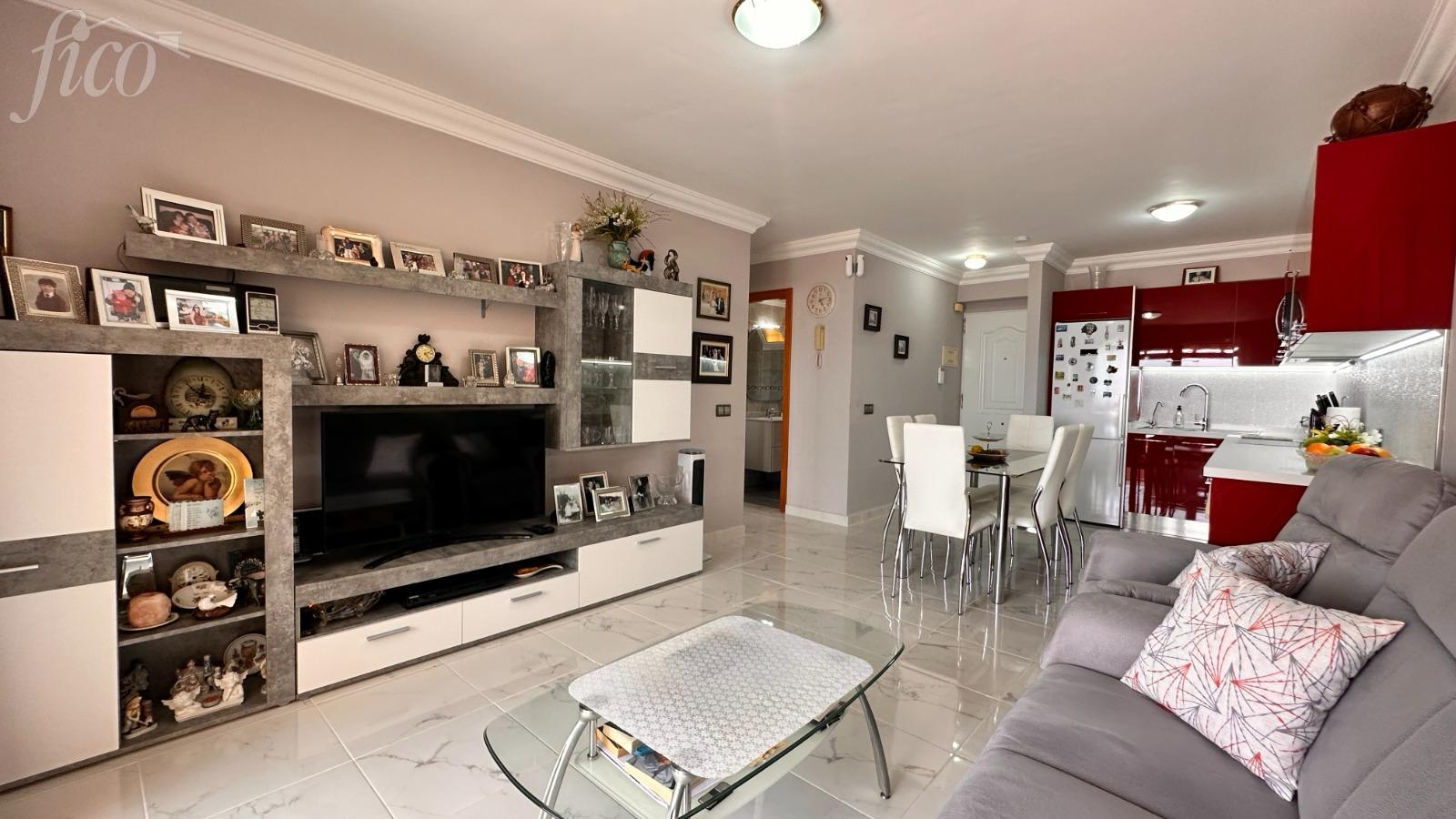 Tenerife - Costa Adeje, Torviscas Alto 1