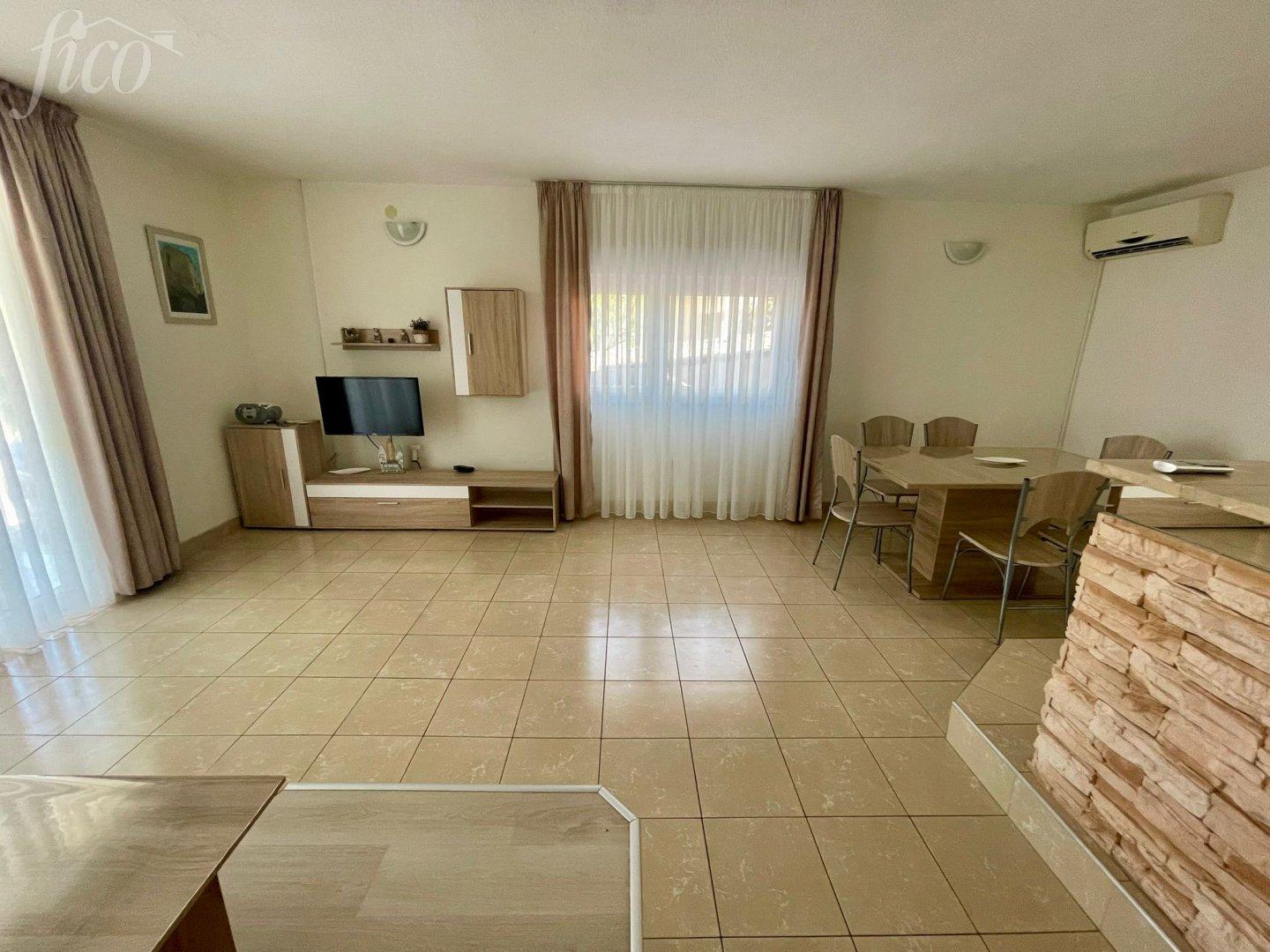 Trogirská riviéra - Slatine 2